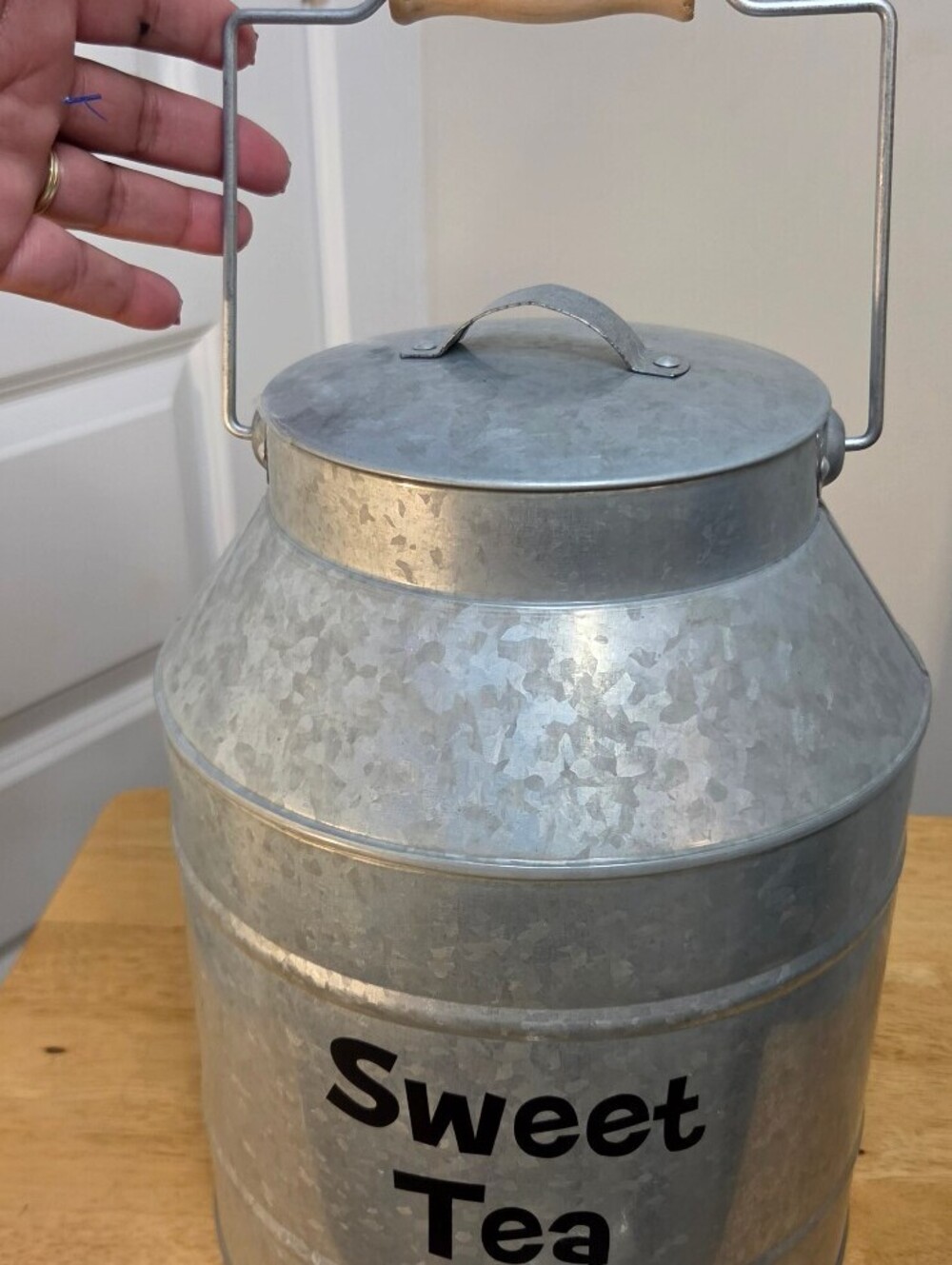 SOLD!!! Better Homes and Gardens Galvanized Metal Sweet Tea Beverage with Spig
